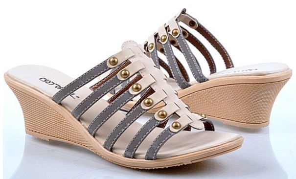 Women Sandals Beige Color Garsel R 679